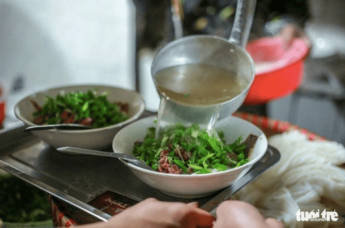 Phở bò tái là món ăn khoái khẩu của nhiều người - Ảnh: NAM TRẦN